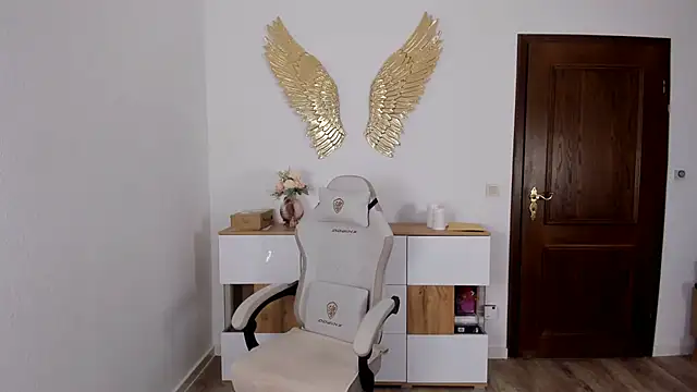 Sally Secret online show from 02-08-26, 11:35