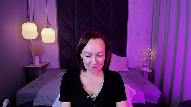 NikaGentle online show from 10-19-25, 05:41