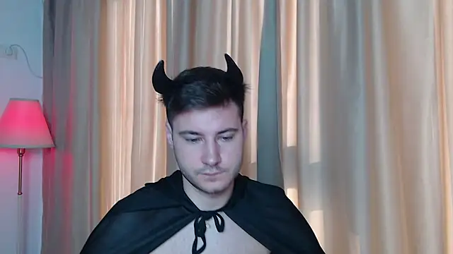 Snapshot of JustinMorrisX chatting on 10-30-25, 09:00 JustinMorrisX online show from 10-30-25, 09:00