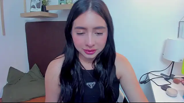 Snapshot of isabella_jade chatting on 01-05-25, 01:56 isabella jade online show from 01-05-25, 01:56