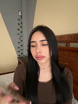 Snapshot of isabella_jade chatting on 10-17-25, 01:25 isabella jade online show from 10-17-25, 01:25