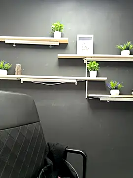 isabella jade online show from 11-25-25, 10:10