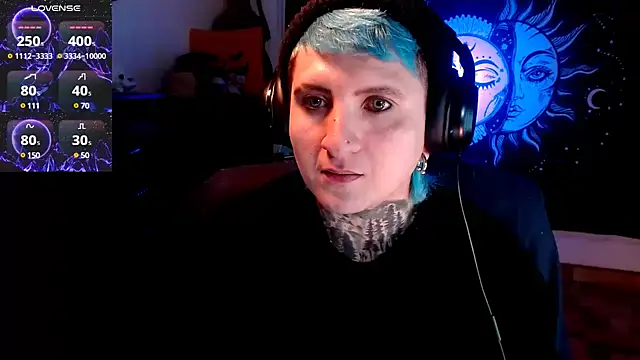 Snapshot of Marieblueeyes chatting on 02-20-25, 02:51 Marieblueeyes online show from 02-20-25, 02:51