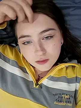 Snapshot of Yammy_Yumi chatting on 11-09-25, 08:51 Yammy Yumi online show from 11-09-25, 08:51