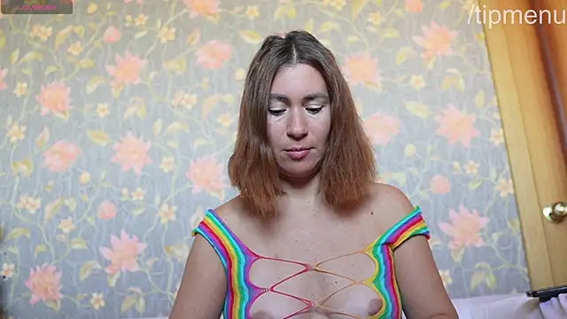 Snapshot of SophieBush chatting on 09-15-25, 12:38 SophieBush online show from 09-15-25, 12:38