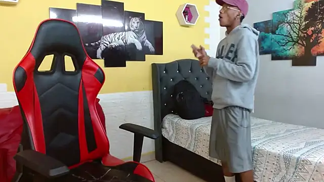 ManSant online show from 11-26-25, 03:13