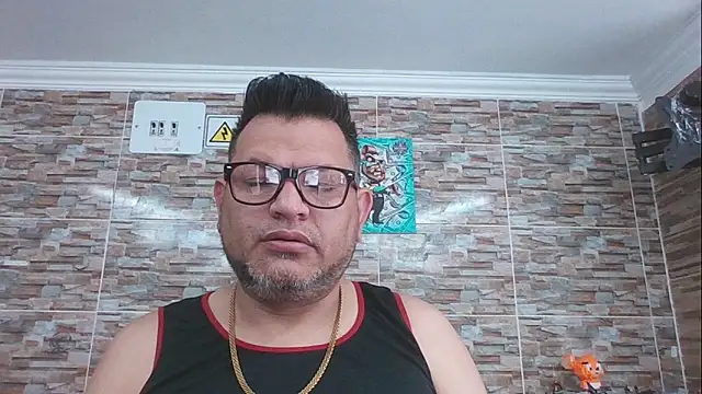 Snapshot of SexDiffrent chatting on 11-09-25, 04:38 SexDiffrent online show from 11-09-25, 04:38