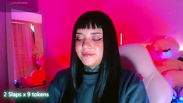 Snapshot of kim_blake chatting on 02-26-25, 01:19 kim blake online show from 02-26-25, 01:19