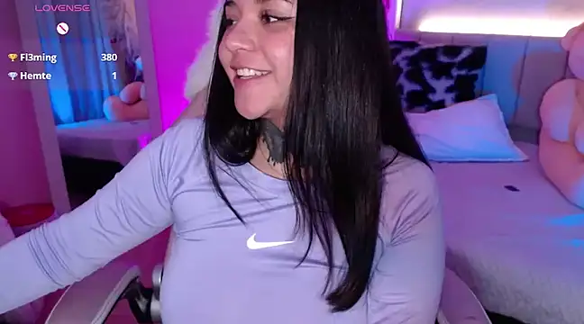 Snapshot of kim_blake chatting on 03-12-25, 03:18 kim blake online show from 03-12-25, 03:18