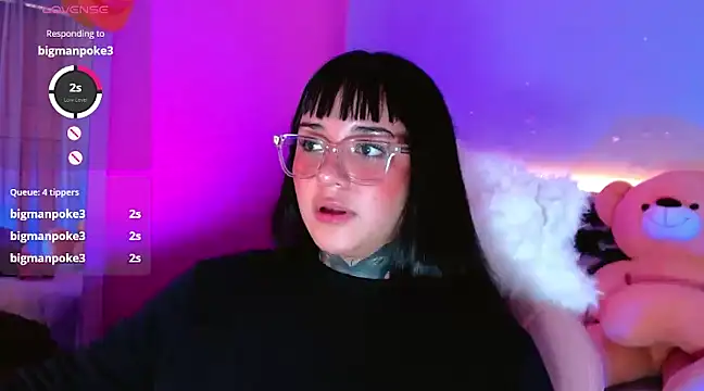 Snapshot of kim_blake chatting on 03-19-25, 01:07 kim blake online show from 03-19-25, 01:07