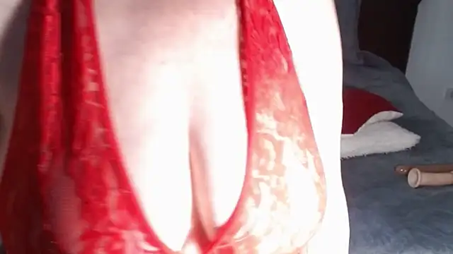 Snapshot of ina_tits chatting on 12-15-25, 11:25 ina tits online show from 12-15-25, 11:25