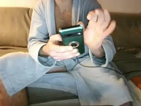 Snapshot of geilehure26 chatting on 12-31-24, 12:32 geilehure26 online show from 12-31-24, 12:32