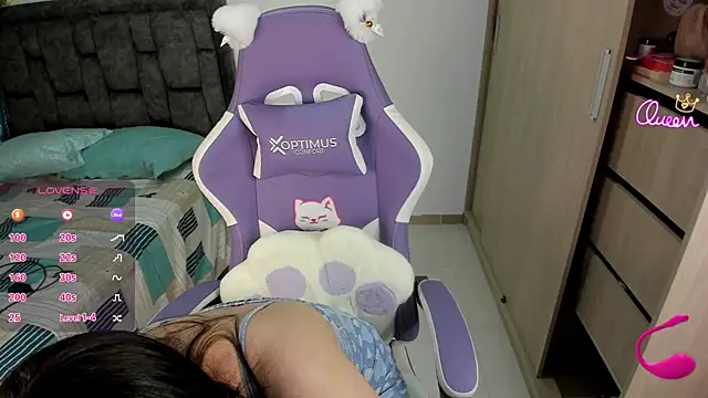 Snapshot of lucia_s1 chatting on 03-22-26, 12:36 lucia s1 online show from 03-22-26, 12:36