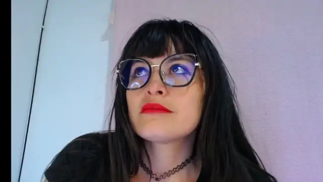 Alexandrasaenz online show from 11-06-25, 11:04