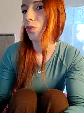 clara-francaise online show from 11-11-25, 04:18