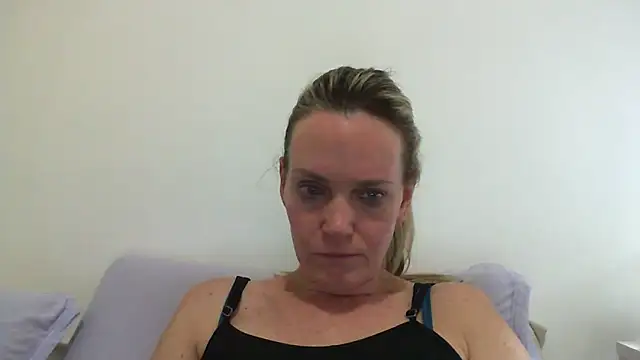 Annylove1 online show from 01-30-25, 12:18