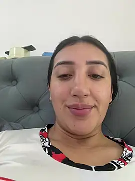 Snapshot of Hannahoff chatting on 02-08-25, 10:19 Hannahoff online show from 02-08-25, 10:19