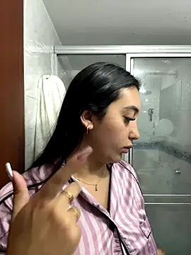 Hannahoff online show from 11-09-25, 05:11