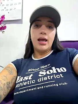 Hannahoff online show from 11-12-25, 11:14