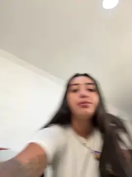 Hannahoff online show from 04-06-26, 03:37