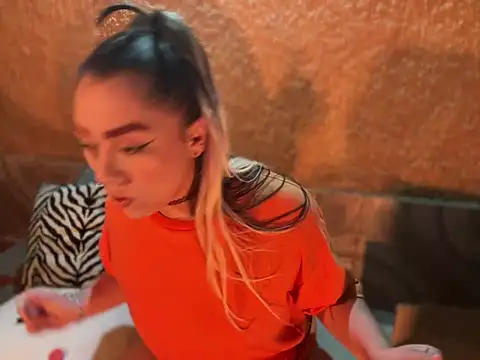 Im sophiie online show from 12-09-24, 06:12