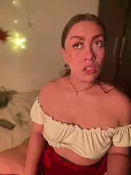 Im sophiie online show from 12-24-24, 08:44