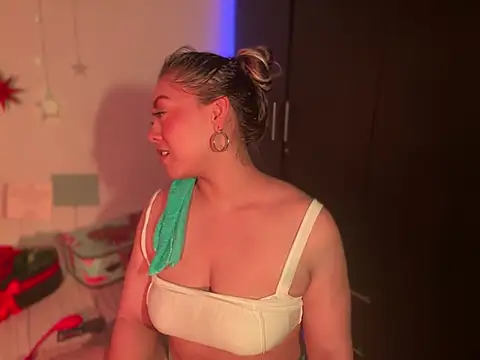 Im sophiie online show from 01-03-25, 08:54