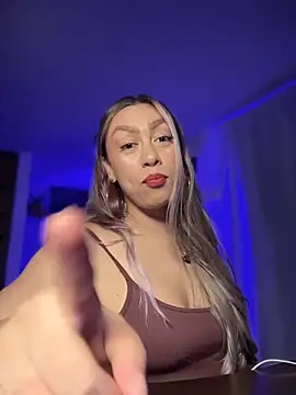 Im sophiie online show from 10-26-25, 06:41