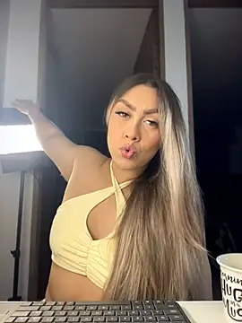 Im sophiie online show from 02-24-26, 06:55