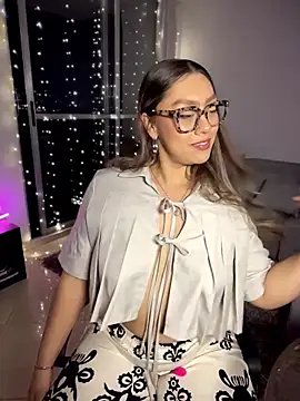 Im sophiie online show from 03-07-26, 07:16