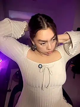 Im sophiie online show from 07-17-26, 07:15