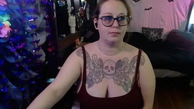 Snapshot of edgexchaos chatting on 12-05-25, 06:26 edgexchaos online show from 12-05-25, 06:26