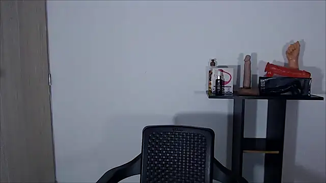 Snapshot of sofiaxdollxxx chatting on 02-16-25, 04:20 sofiaxdollxxx online show from 02-16-25, 04:20