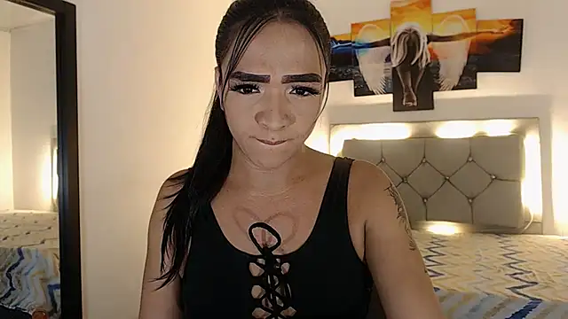 Snapshot of sofiaxdollxxx chatting on 10-28-25, 05:11 sofiaxdollxxx online show from 10-28-25, 05:11