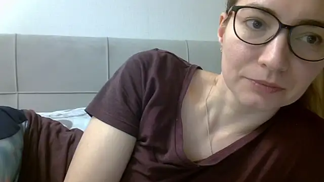 Snapshot of Ashleyspice chatting on 02-17-25, 07:47 Ashleyspice online show from 02-17-25, 07:47