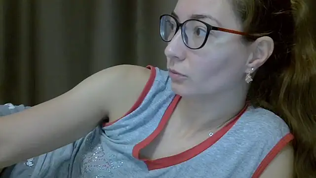 Snapshot of Ashleyspice chatting on 10-09-25, 05:49 Ashleyspice online show from 10-09-25, 05:49