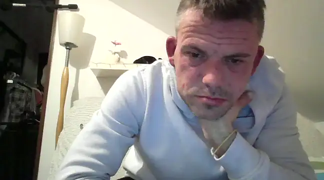 Cambitchboy online show from 01-14-25, 05:34