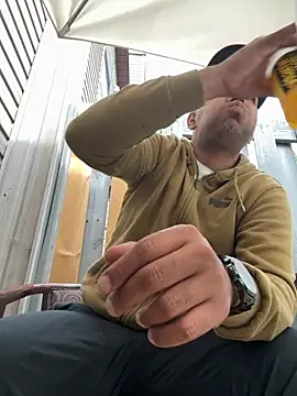 Snapshot of marhi32 chatting on 10-06-25, 08:17 marhi32 online show from 10-06-25, 08:17