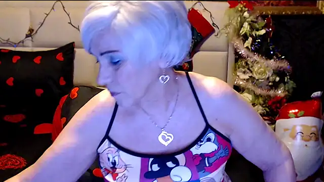HappyWomanOn online show from 12-15-24, 07:31