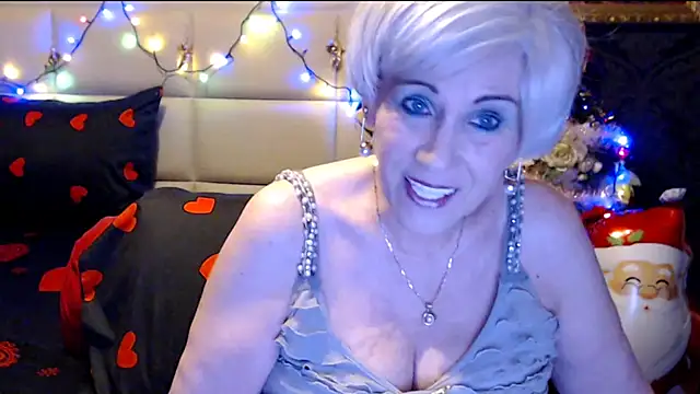 HappyWomanOn online show from 12-22-24, 10:38
