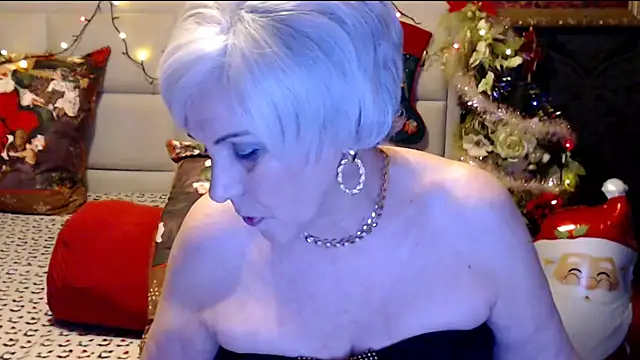 HappyWomanOn online show from 12-28-24, 10:23