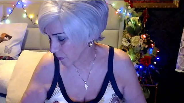 HappyWomanOn online show from 01-18-25, 10:28
