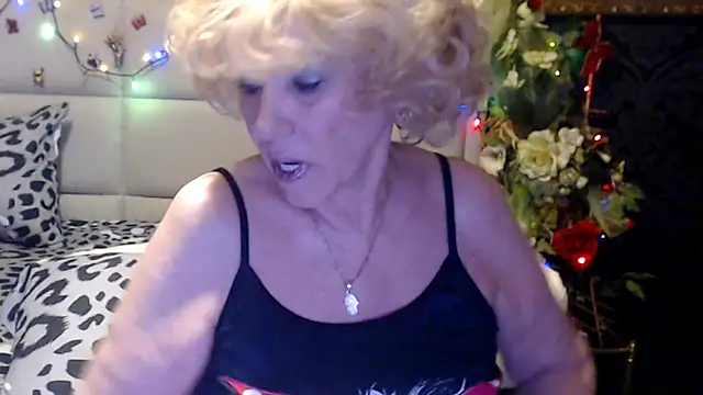 HappyWomanOn online show from 04-26-26, 09:07