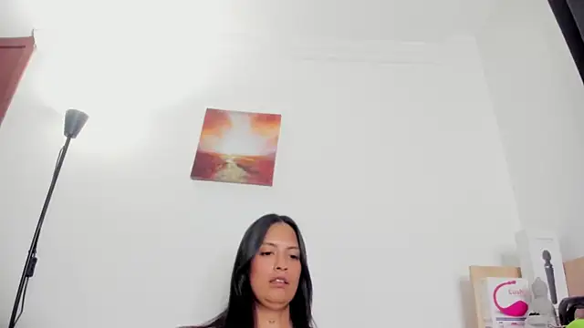 nia  white online show from 04-07-26, 01:17