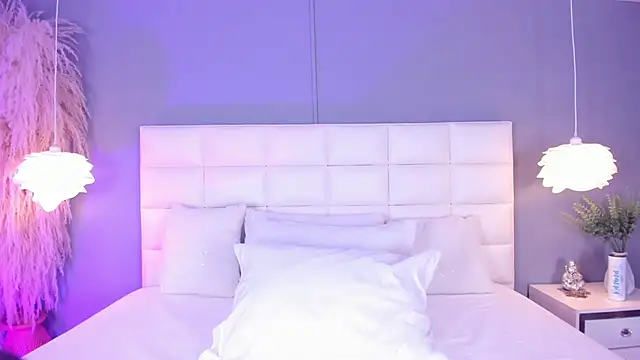 Ahincale online show from 04-23-26, 11:42