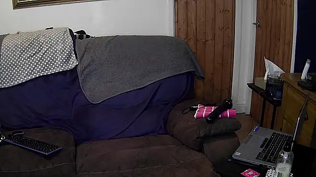 Snapshot of rob2810 chatting on 01-07-26, 09:17 rob2810 online show from 01-07-26, 09:17