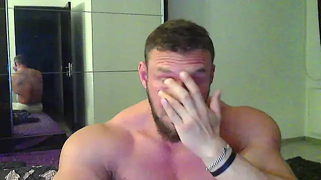 muscularkevin online show from 04-24-26, 03:42