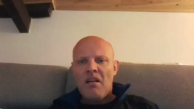 davigochi77bcn online show from 11-07-25, 08:20