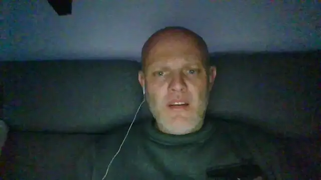 davigochi77bcn online show from 02-06-26, 06:33