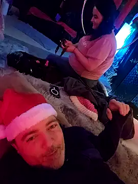 Snapshot of Hotredheadandtoungelasher chatting on 12-12-24, 10:02 Hotredheadandtoungelasher online show from 12-12-24, 10:02